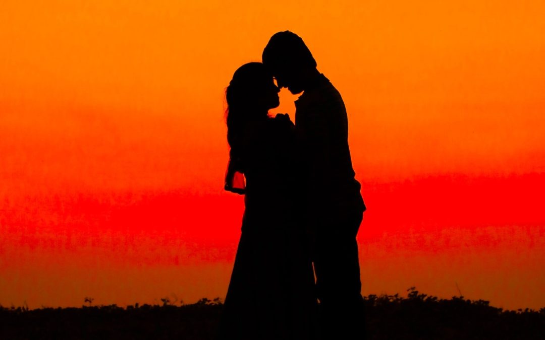 Li creò maschio e femmina